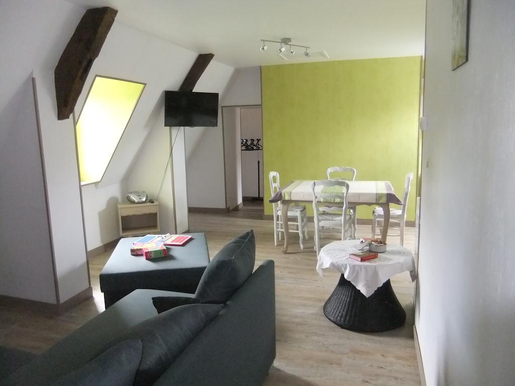 Gites De L'Aumondiere Condé-sur-Noireau Quarto foto